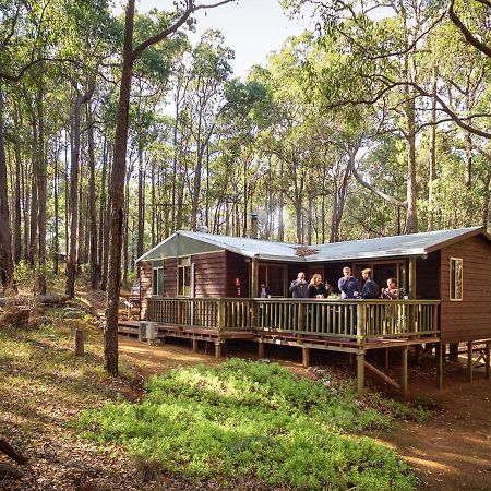 Balingup Heights Hilltop Forest Cottages ภายนอก รูปภาพ