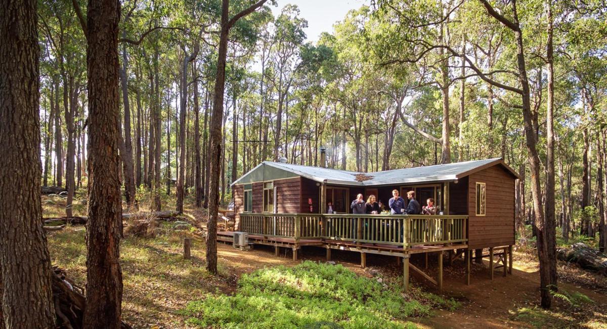 Balingup Heights Hilltop Forest Cottages ภายนอก รูปภาพ
